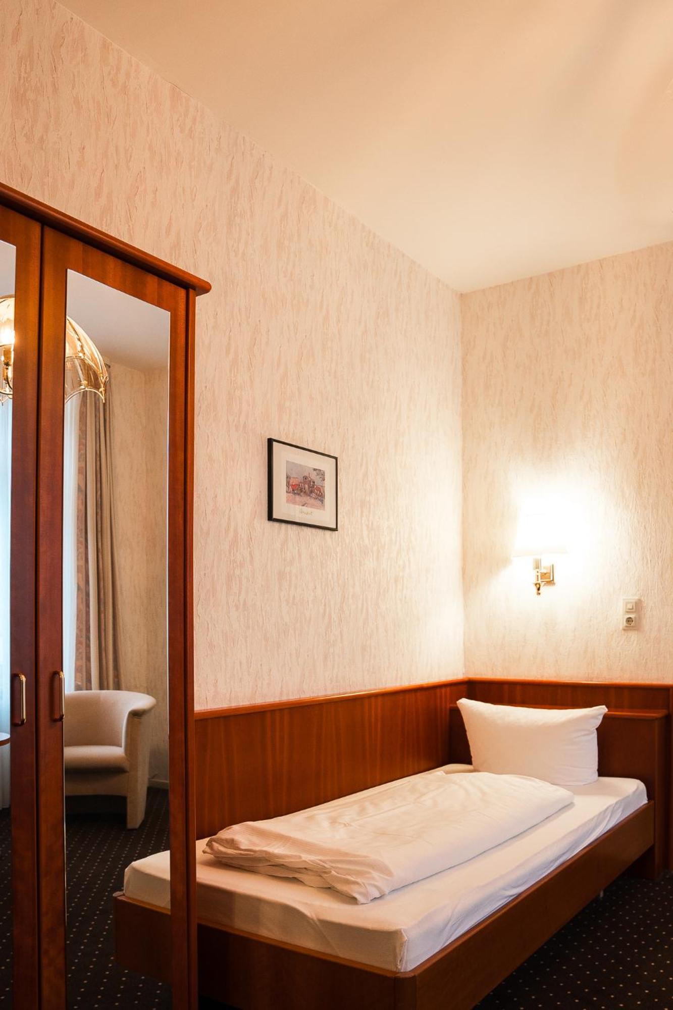 Trip Inn Parkhotel Бад-Эмс Экстерьер фото